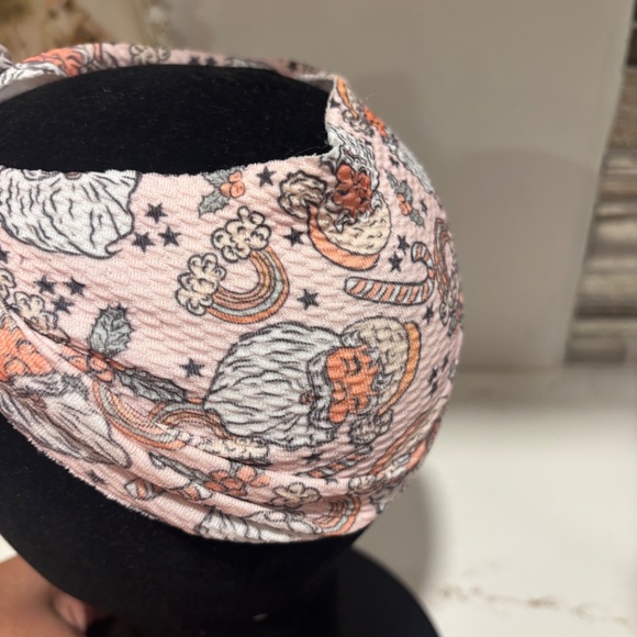 Set of 3 handmade stretch headbands. Christmas themed, 3-24 months - Picture 5 of 13